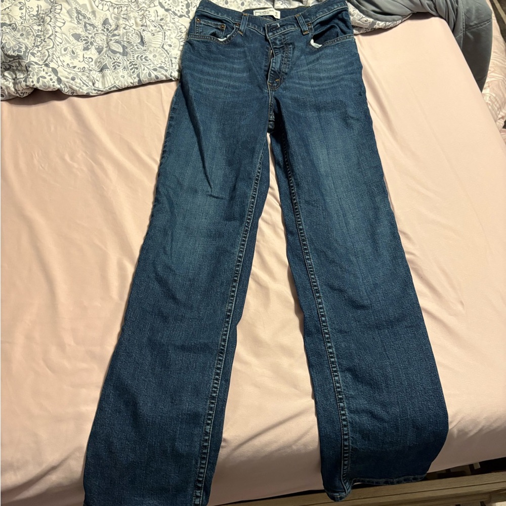 Abercrombie 90s High Rise Curve Love Jeans